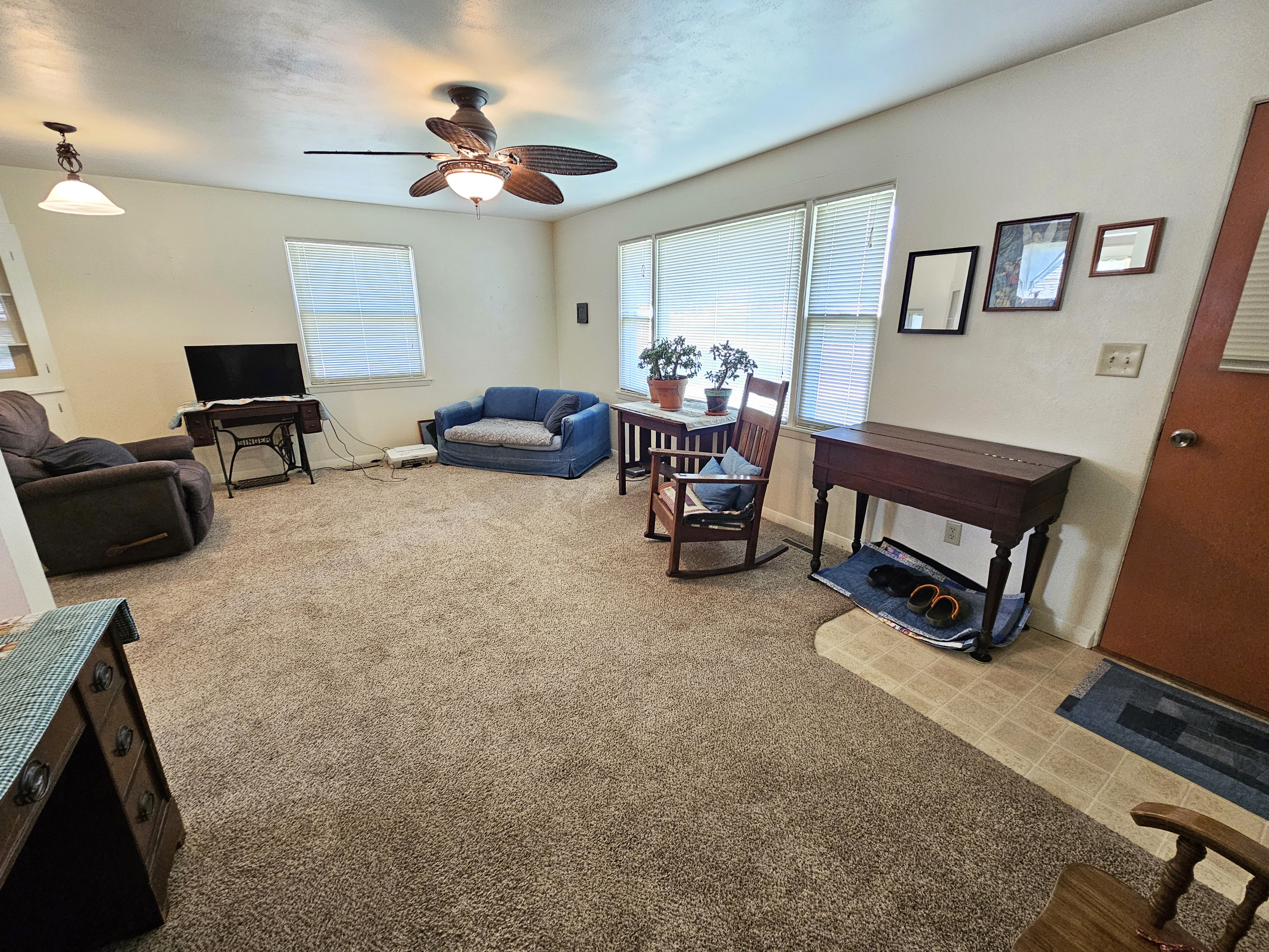 305 S Main St, Danville - photo 3